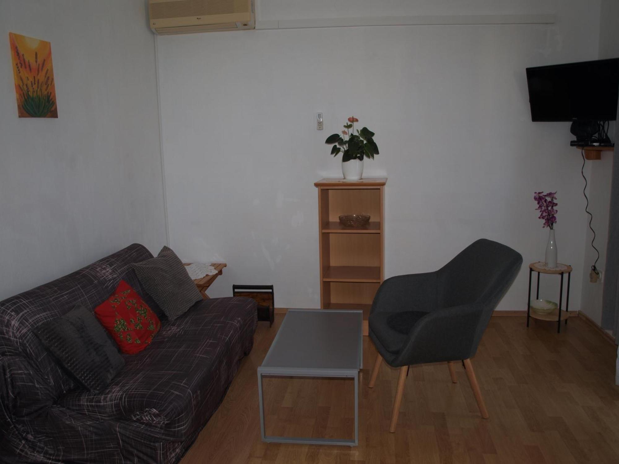 Rooms With A Parking Space Krk - 13553 Vrh  Exterior foto